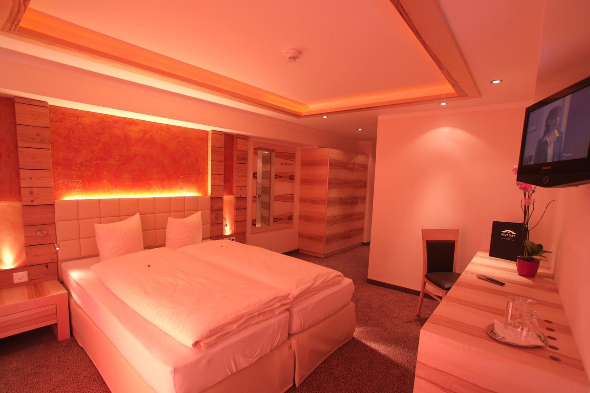 Hotel Garni Muttler Alpinresort&Spa Samnaun Zimmer foto