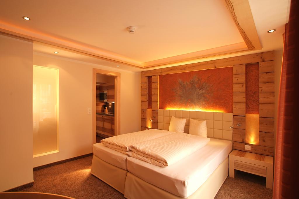 Hotel Garni Muttler Alpinresort&Spa Samnaun Zimmer foto