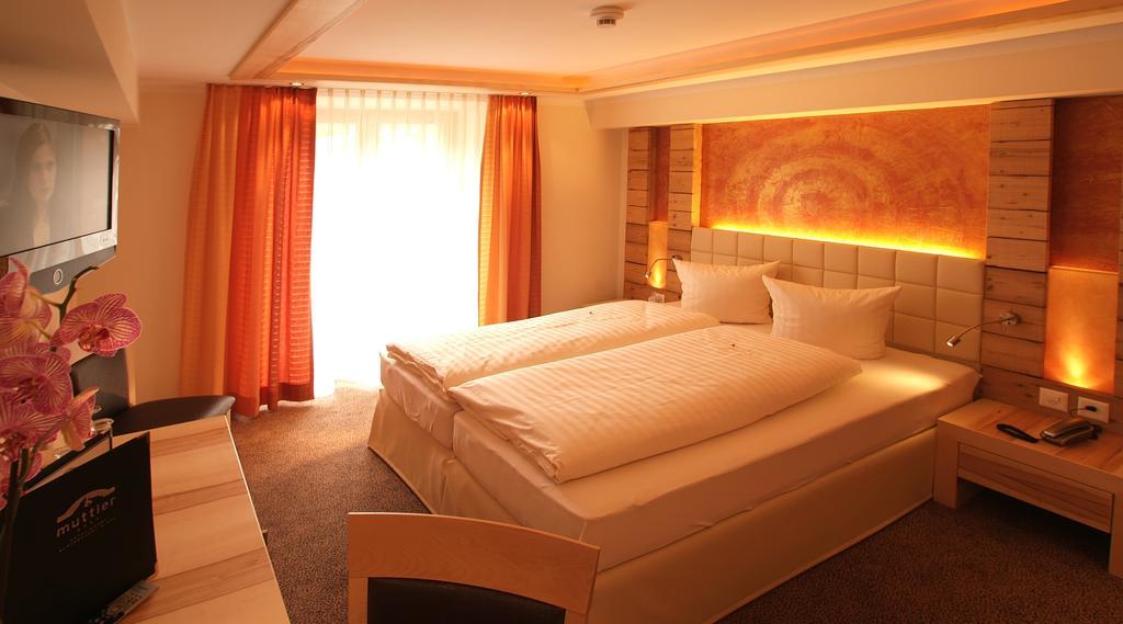 Hotel Garni Muttler Alpinresort&Spa Samnaun Zimmer foto